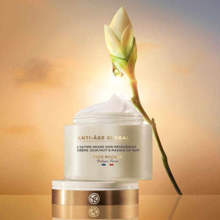 Kem Dưỡng & Mặt Nạ Ngủ Yves Rocher Ngăn Ngừa Lão Hóa Toàn Diện Ban Ngày & Đêm Anti-Aging Global The Ultimate Regenerating 75ML
